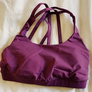 Lululemon sports bra